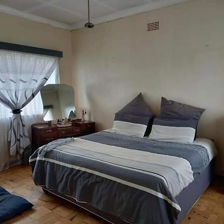 Oakfield Lounge Hotel Benoni Eksteriør billede