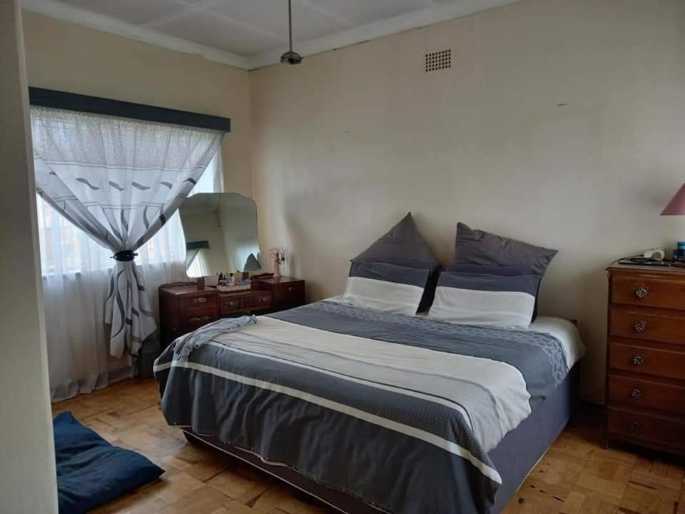 Oakfield Lounge Hotel Benoni Eksteriør billede